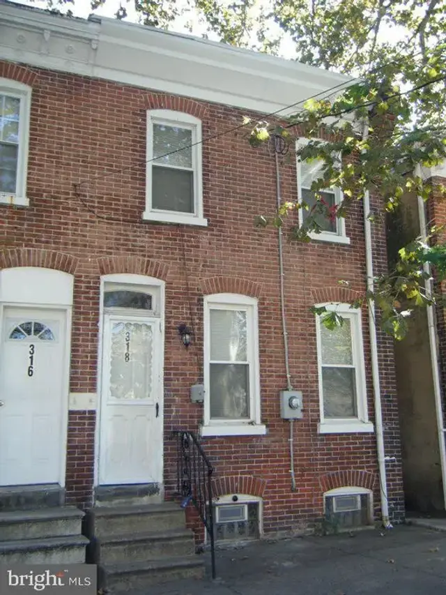 318 S Claymont St, Wilmington
