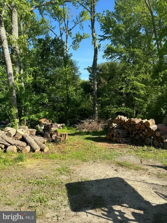 15 Sunday Dr, Charlestown