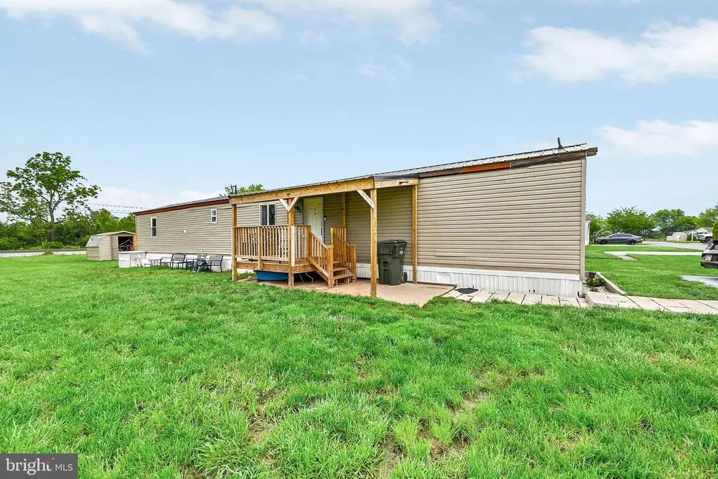 97 Sherrill Dr, NEW OXFORD