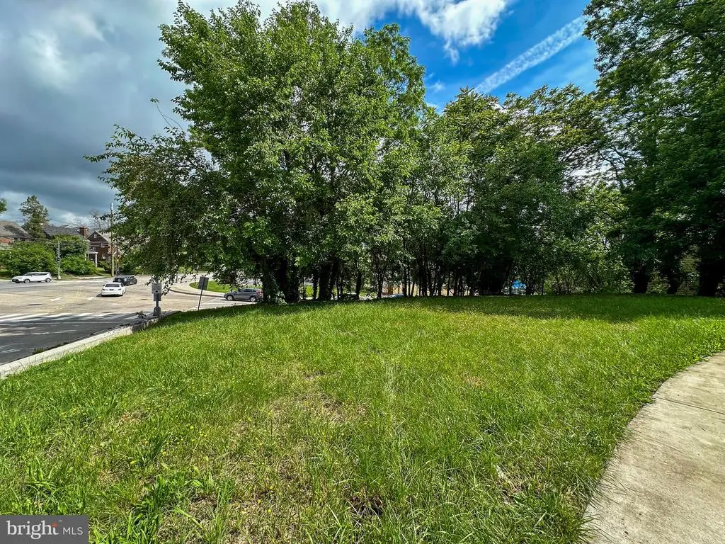 6119 3rd St Ne, Washington