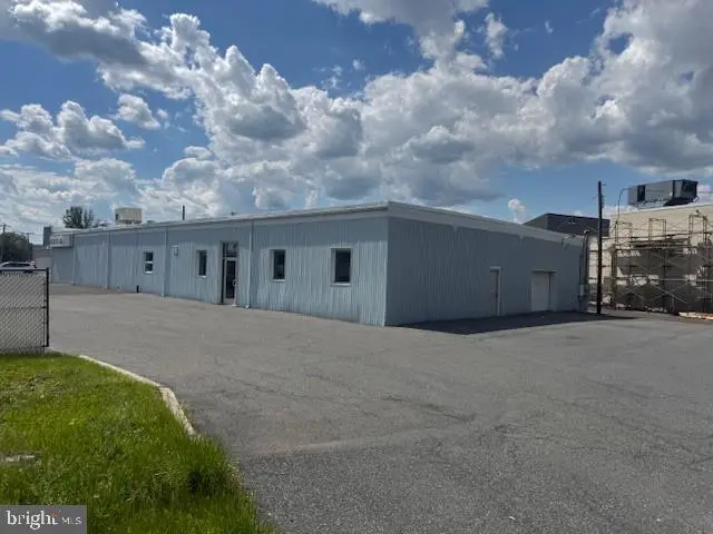 133 S West End Blvd, QUAKERTOWN