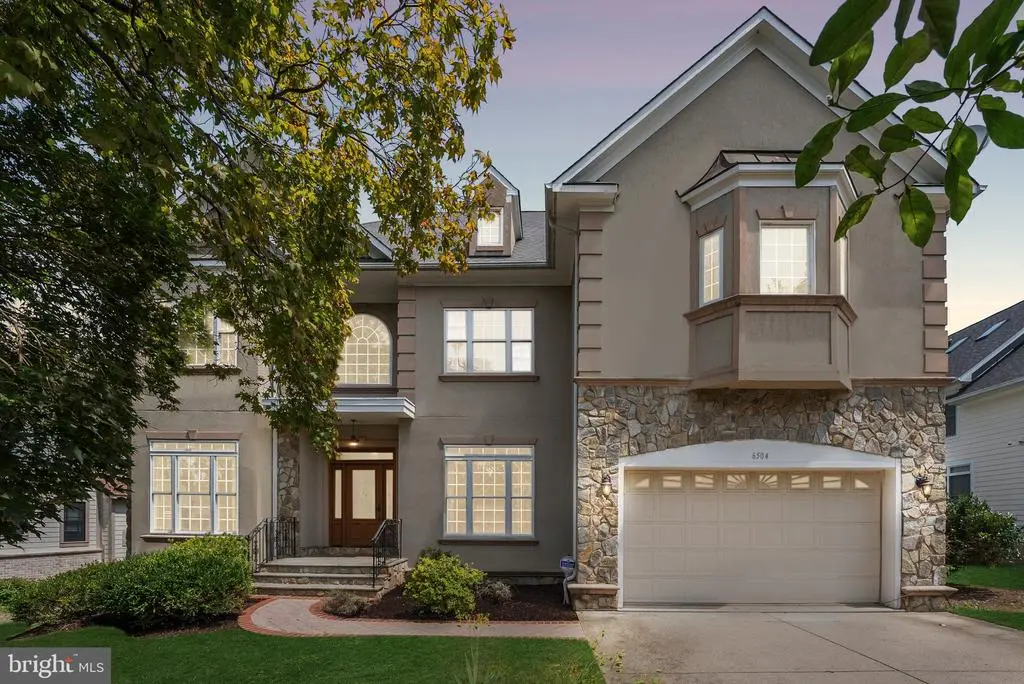 6504 Divine St, MCLEAN