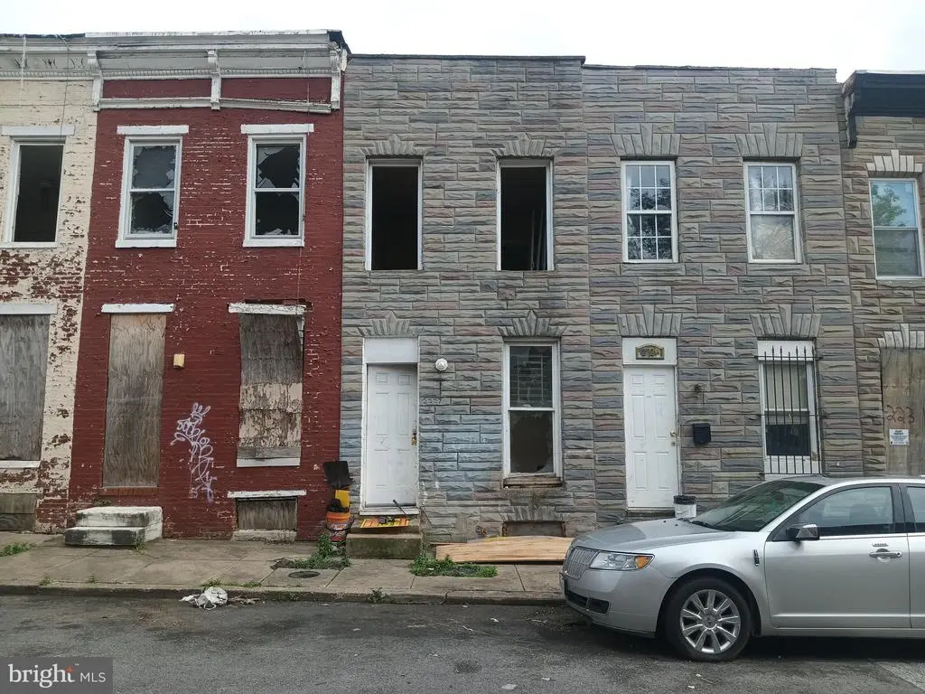 2227 Christian St, BALTIMORE