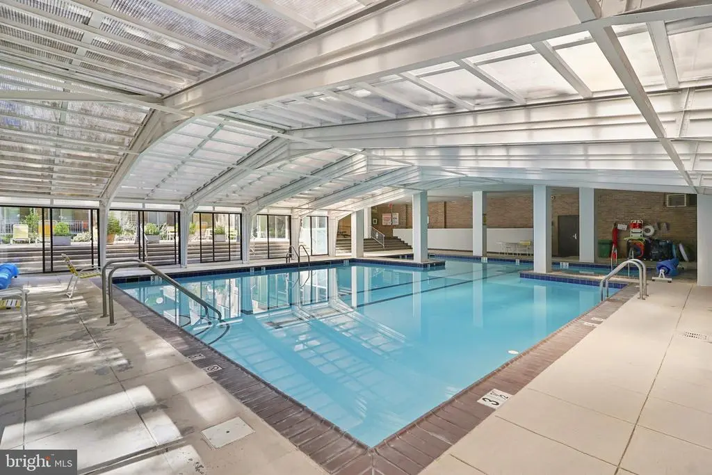 4100 Cathedral Ave Nw #818, WASHINGTON