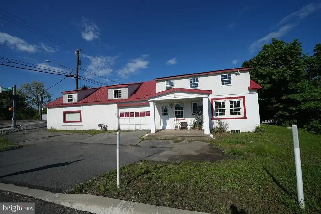 5806 Pottsville Pike, LEESPORT