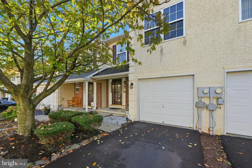 1046 Balley Dr, PHOENIXVILLE