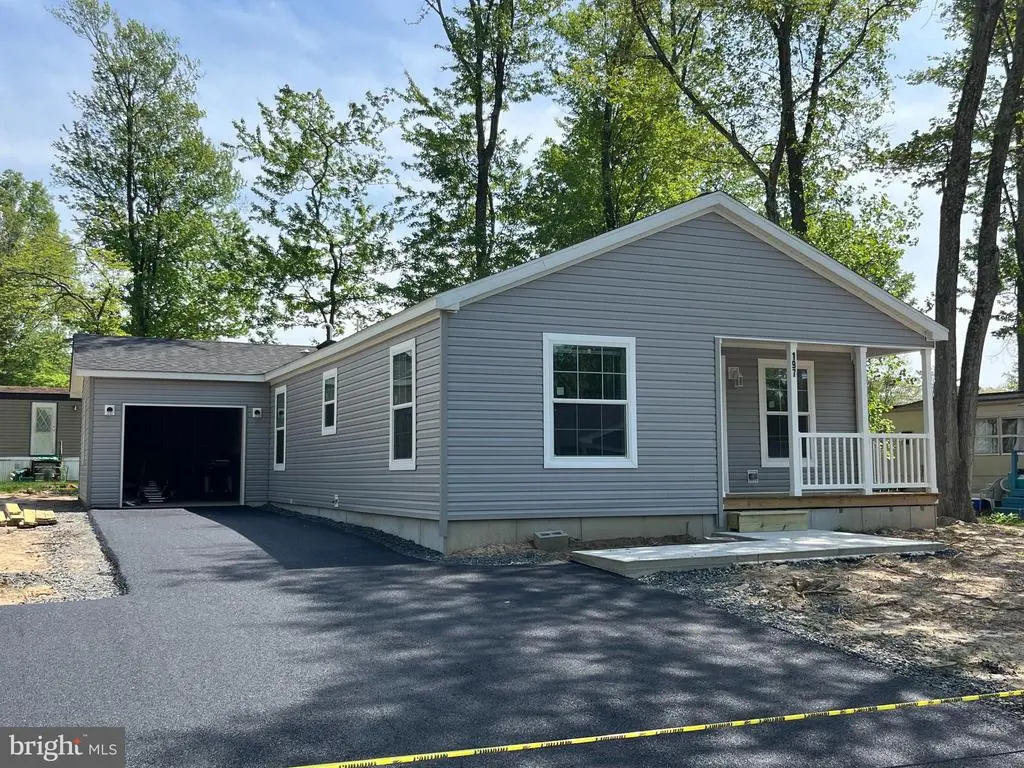 197 Spring Ln, DOYLESTOWN