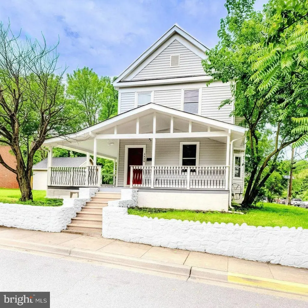 3608 Upshur St, BRENTWOOD