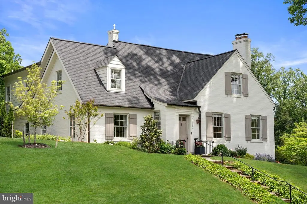 3207 Leland St, Chevy Chase