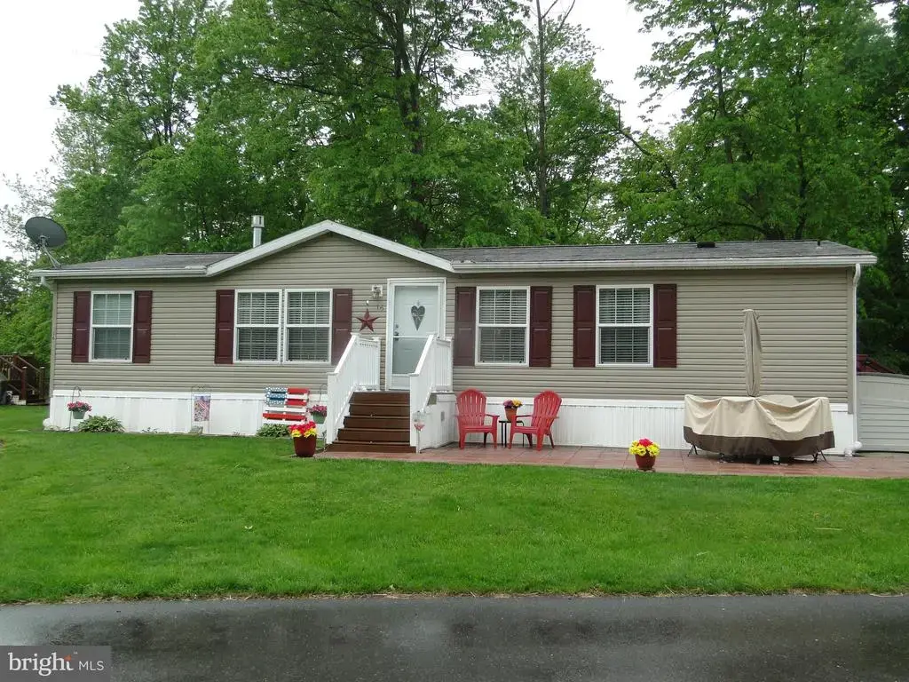 16 Skyview Dr, QUAKERTOWN