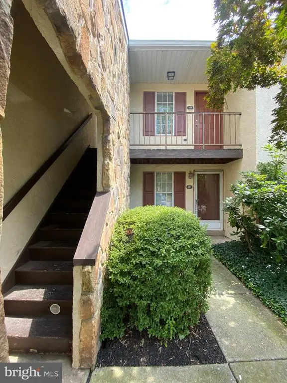 168 Valley Stream Cir, CHESTERBROOK