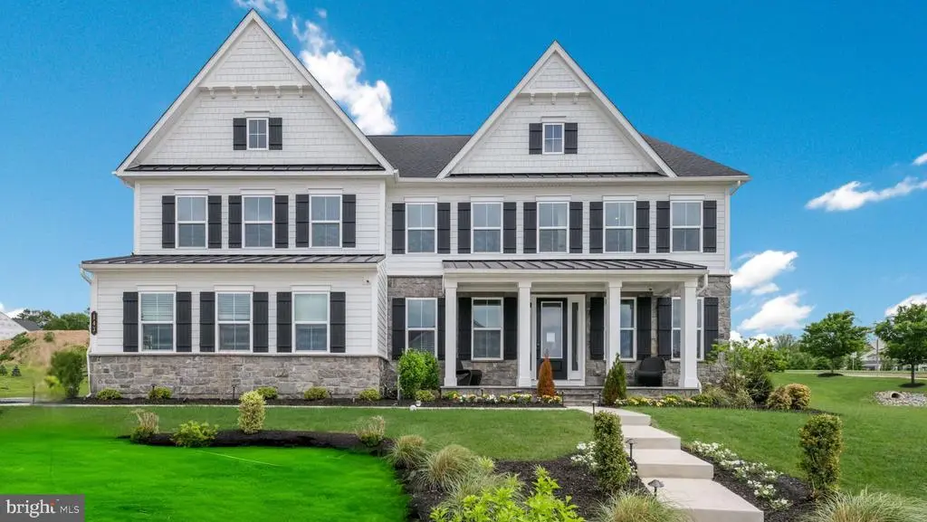 143 Adrienne Ct, West Chester