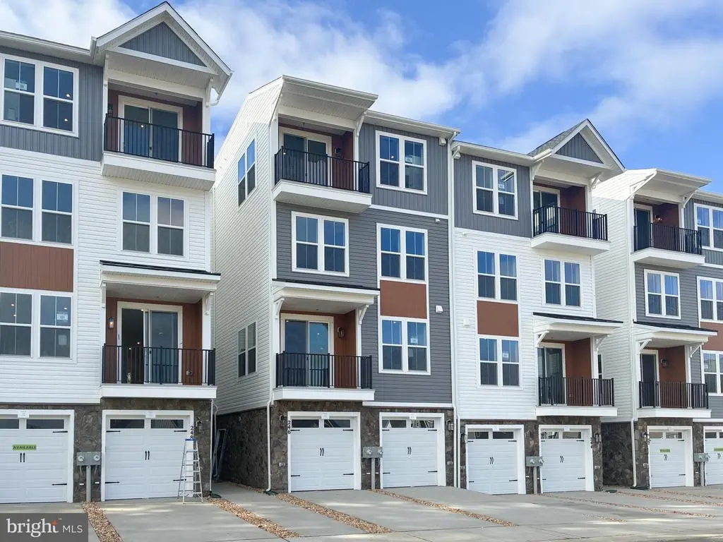 246 Violet Way #2, STAFFORD