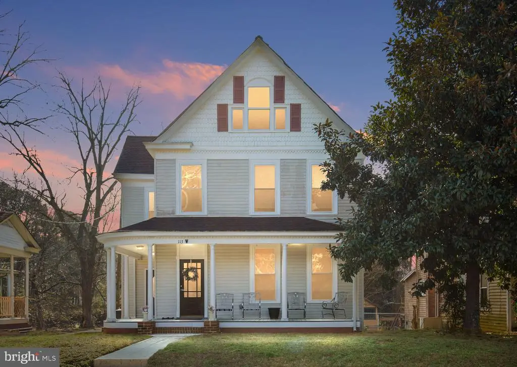 113 W Main St, WAKEFIELD