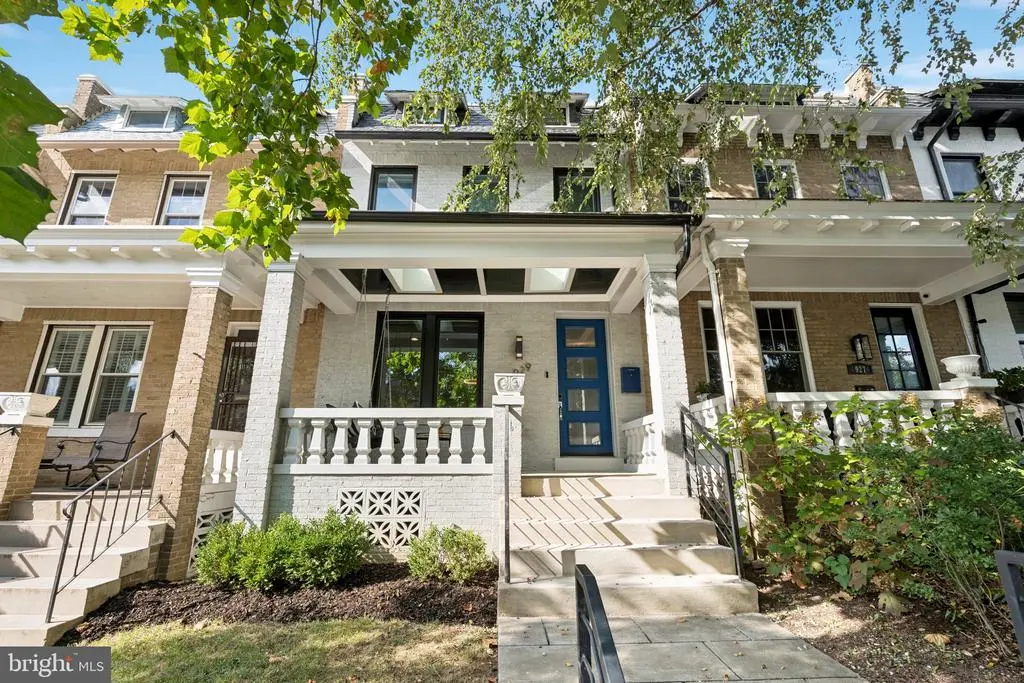 929 Quincy St Nw, WASHINGTON