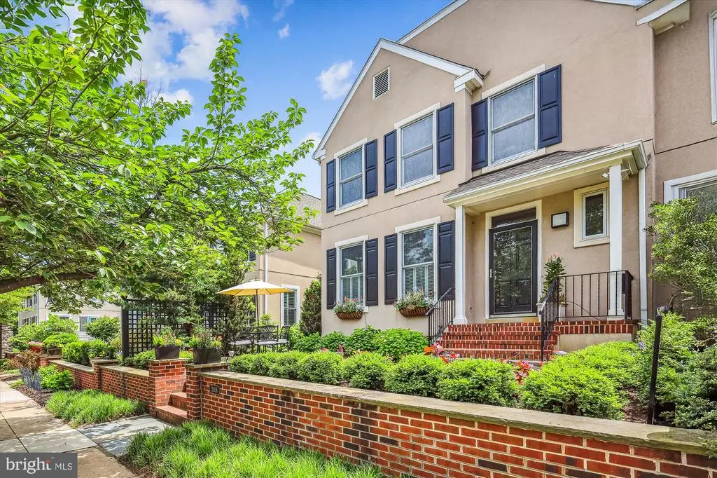 2006 N Bancroft Pky, Wilmington