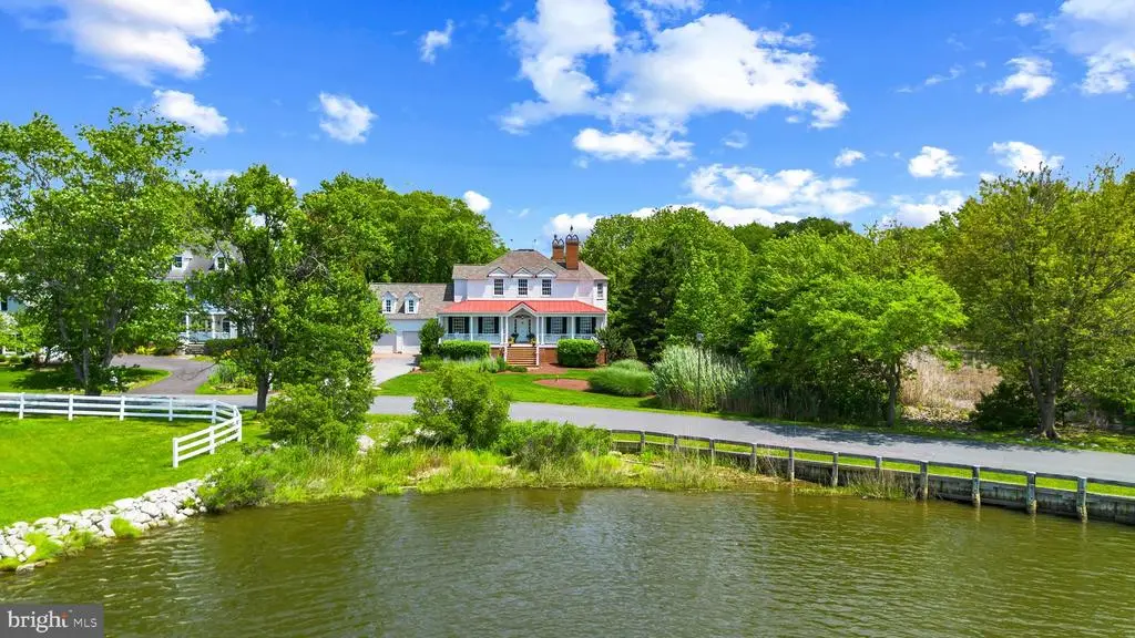 1241 Cherry Tree Ln, Annapolis