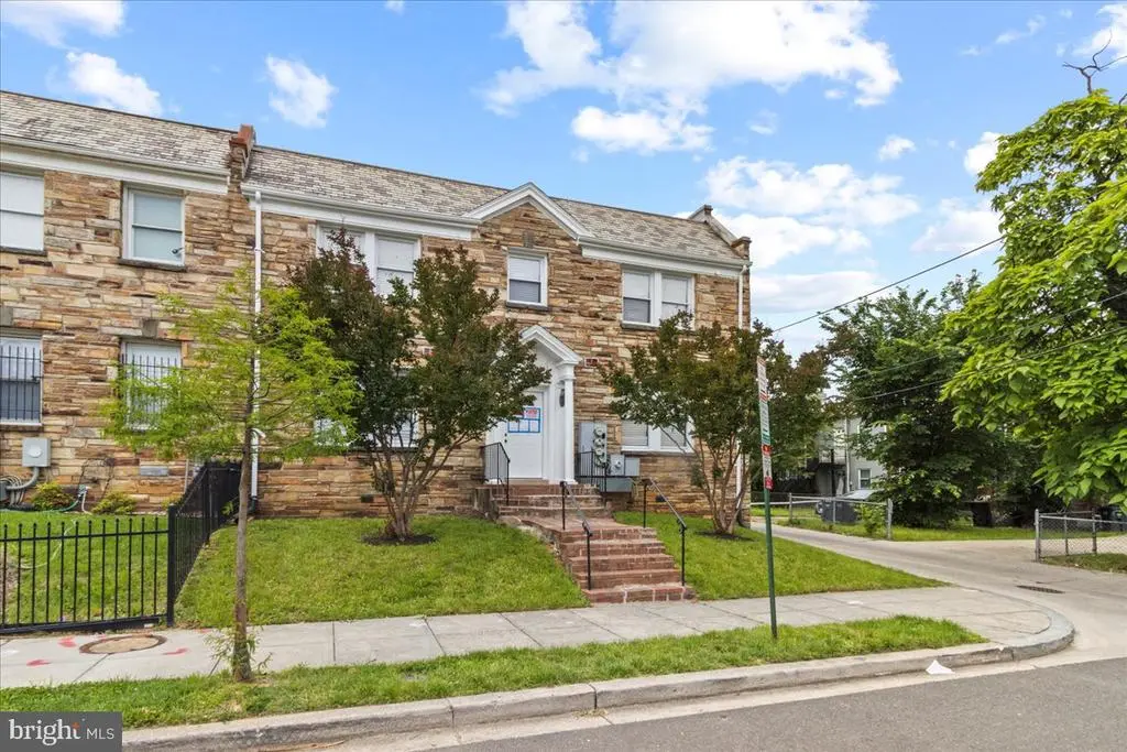 1211 Simms Pl Ne, WASHINGTON