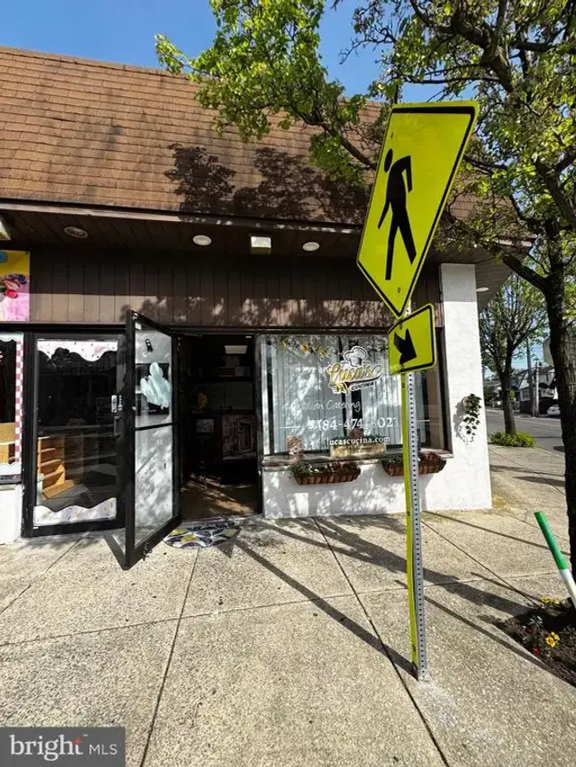 29 S Morton Ave #1st Fl, Morton