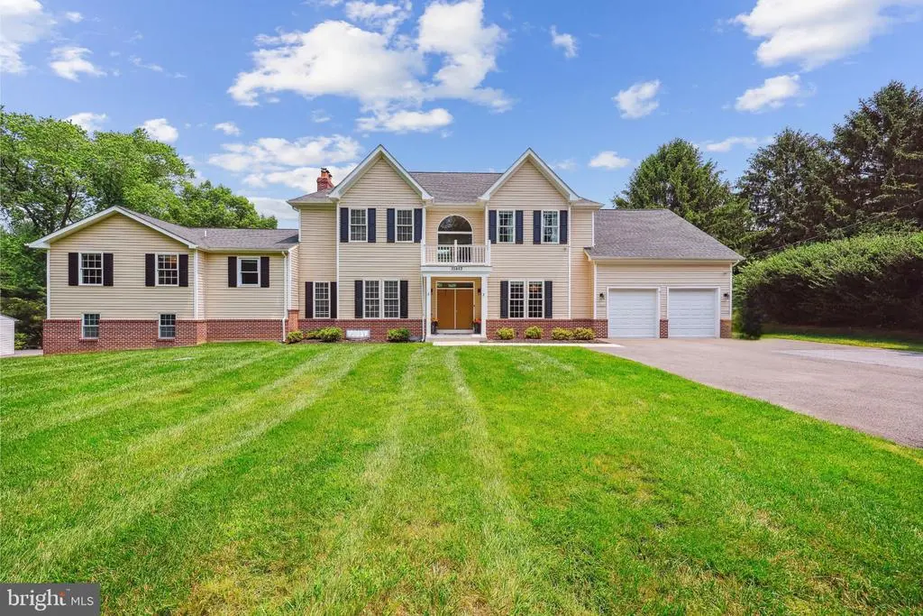 15613 Ancient Oak Dr, North Potomac