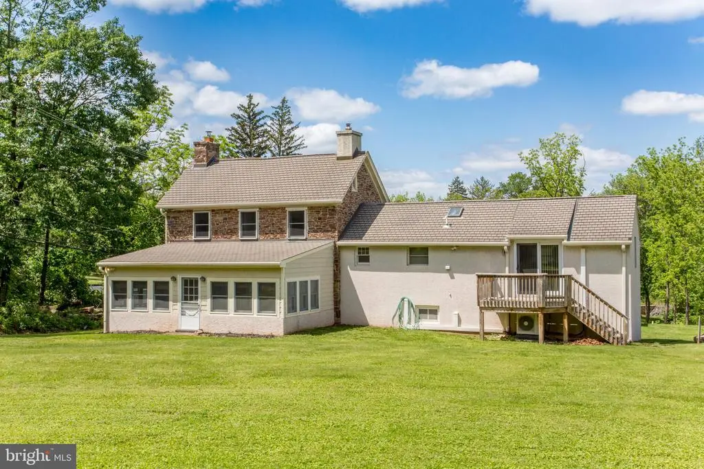 577 Sackettsford Rd, WARMINSTER