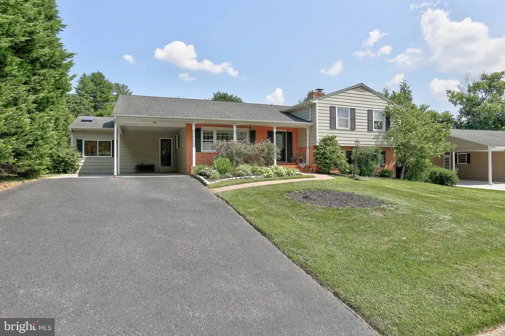 1212 Clearfield Cir, Lutherville Timonium