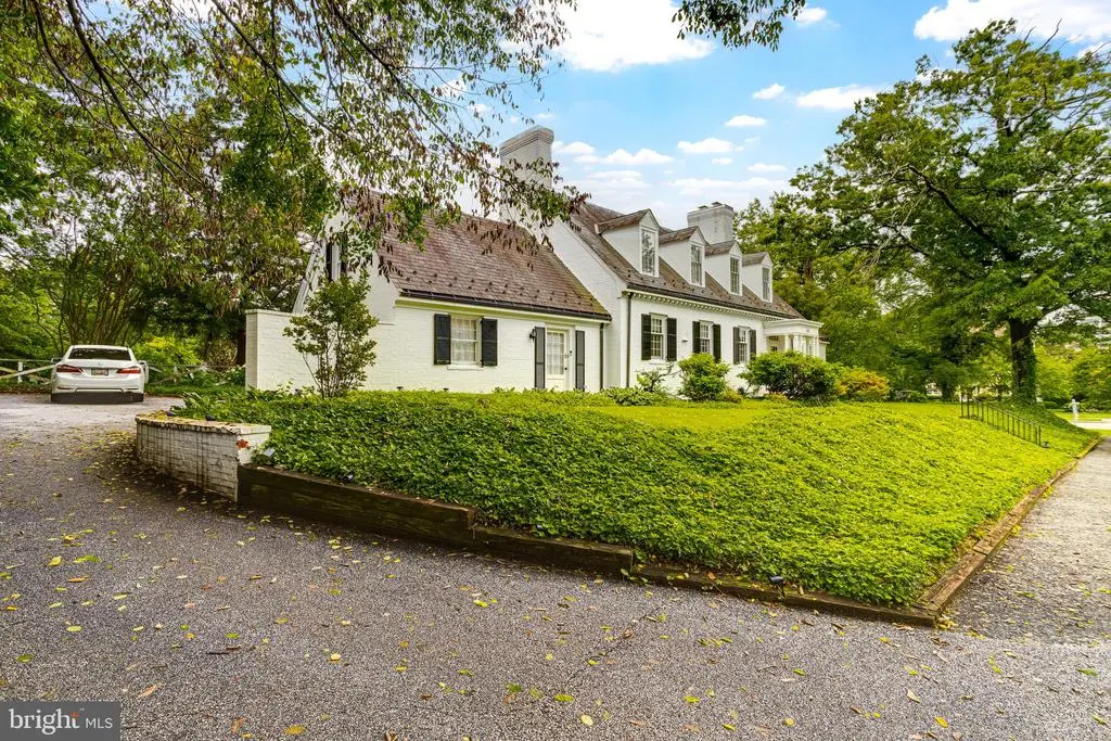 101 E Highfield Rd, Baltimore