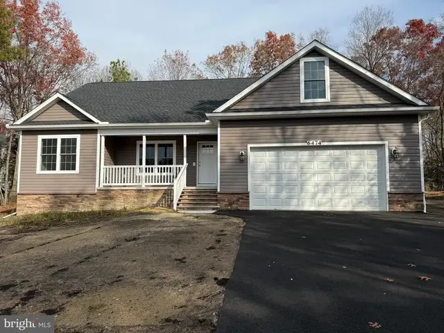 6474 Pleasant Dr, Laurel