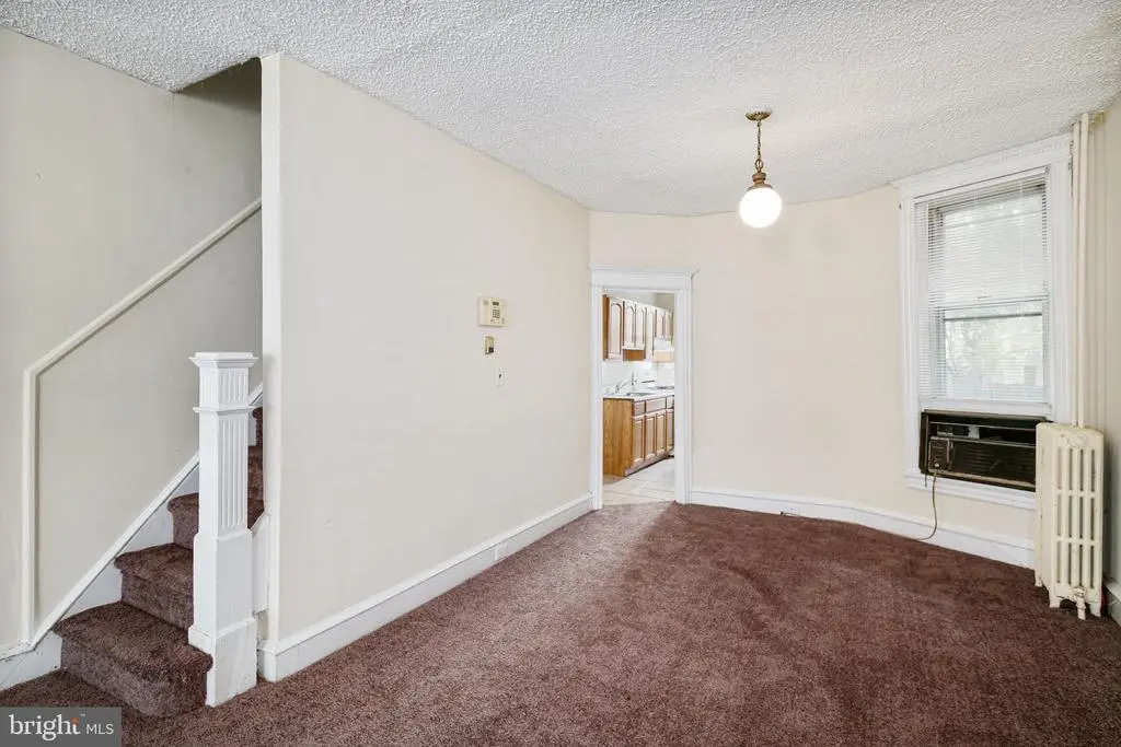 862 E Schiller St, PHILADELPHIA