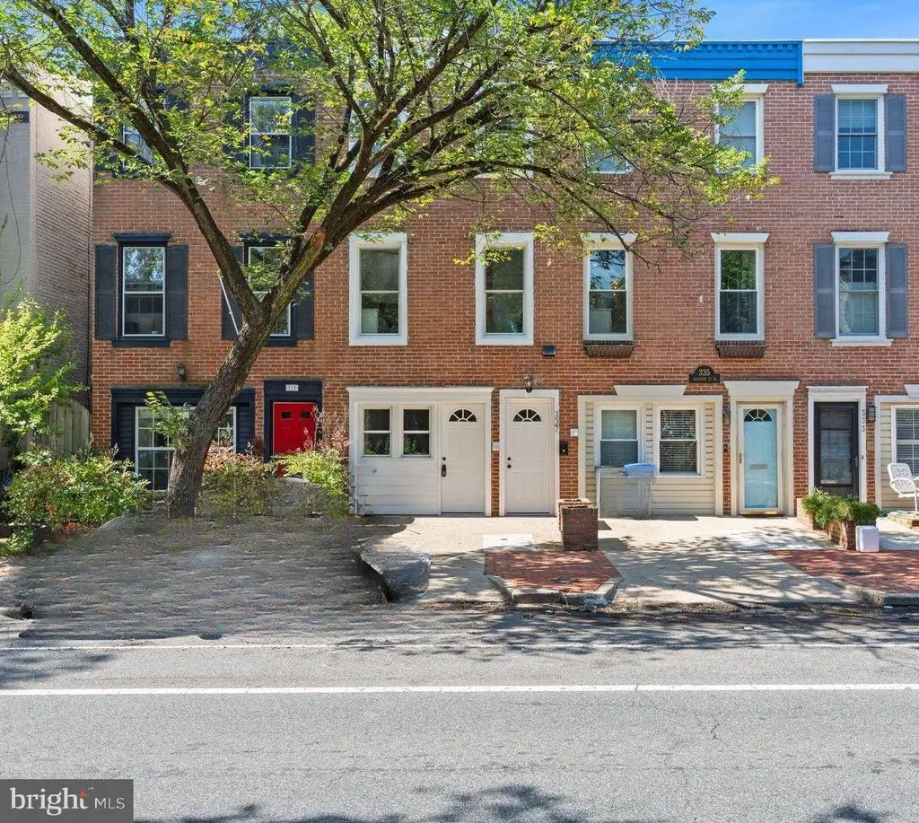 337 11th St Se, WASHINGTON