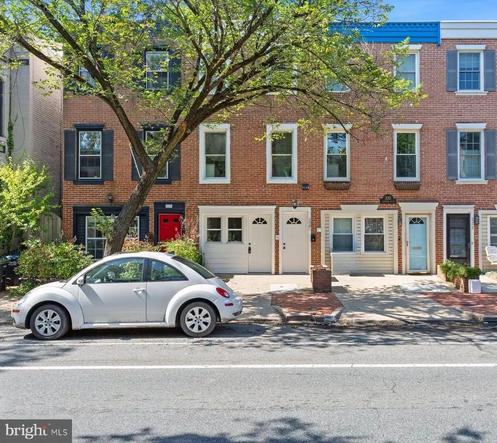 337 11th St Se, WASHINGTON