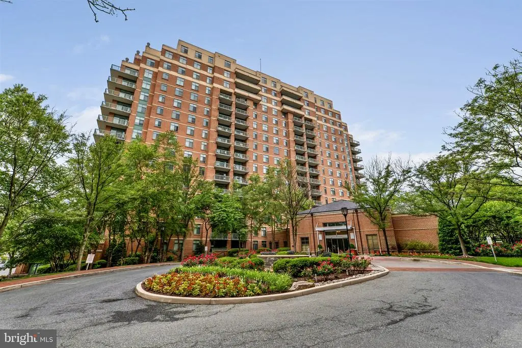 11700 Old Georgetown Rd #604, North Bethesda