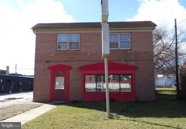 830 Roosevelt Ave, York