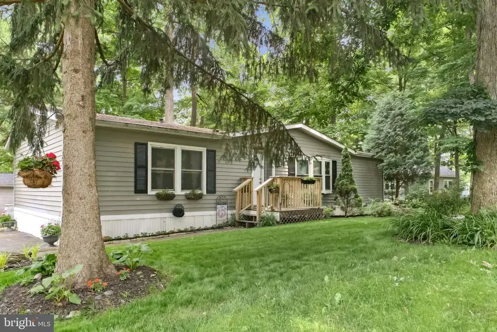 6 Esther Drive, QUAKERTOWN