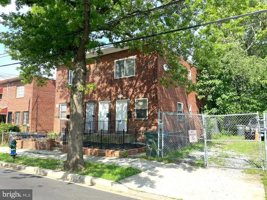 321 54th St Ne, WASHINGTON