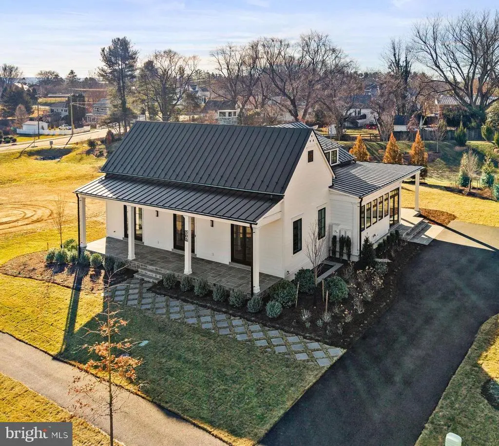 505 Martingale Ridge Dr, MIDDLEBURG