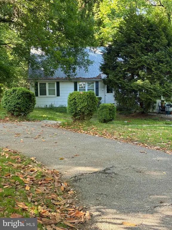 1131 Old County Rd, Severna Park