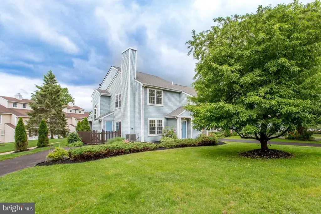 144 Carousel Cir, DOYLESTOWN