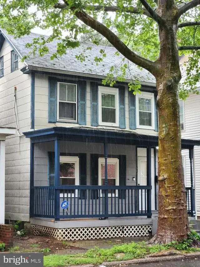 30 N Governors Ave, Dover