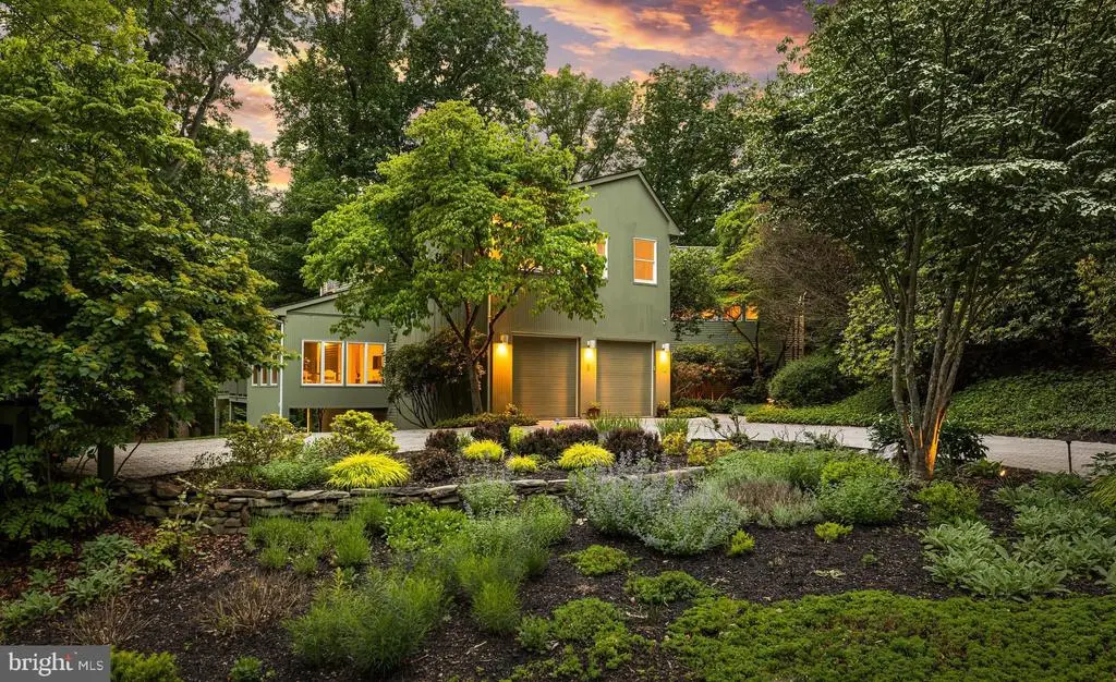 1805 By Woods Ln, Stevenson