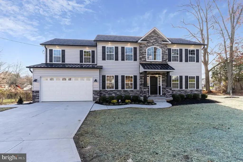 953 Farley Rd, BENSALEM