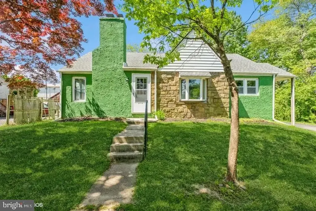 3715 Reedman Ave, LEVITTOWN