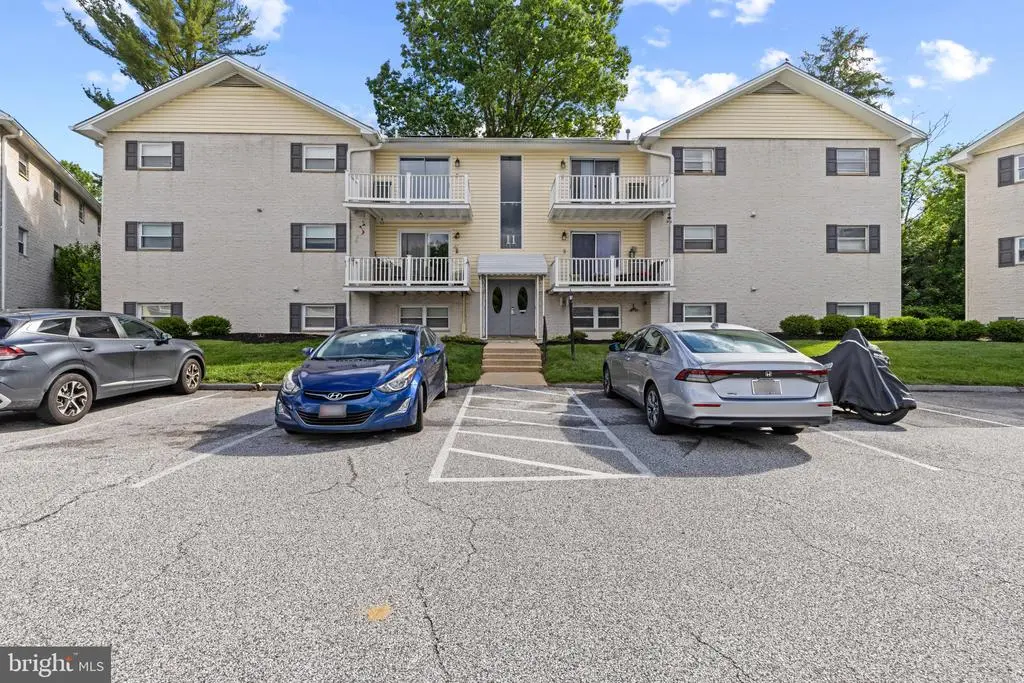 11 Warren Lodge Ct #2-d, Cockeysville