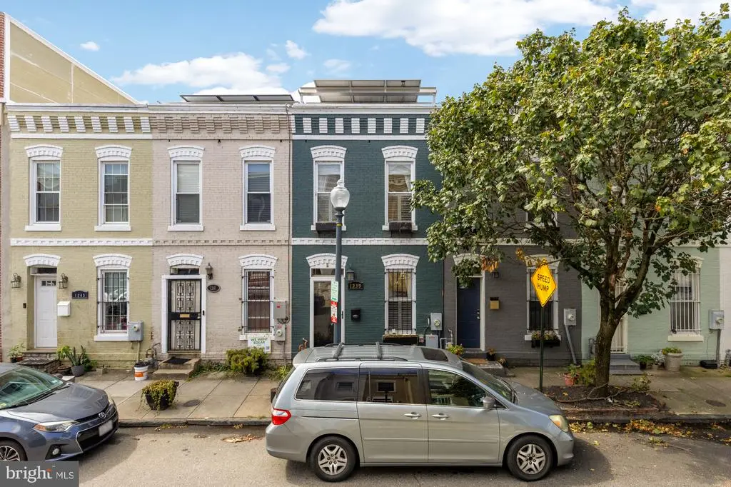 1239 Wylie St Ne, WASHINGTON