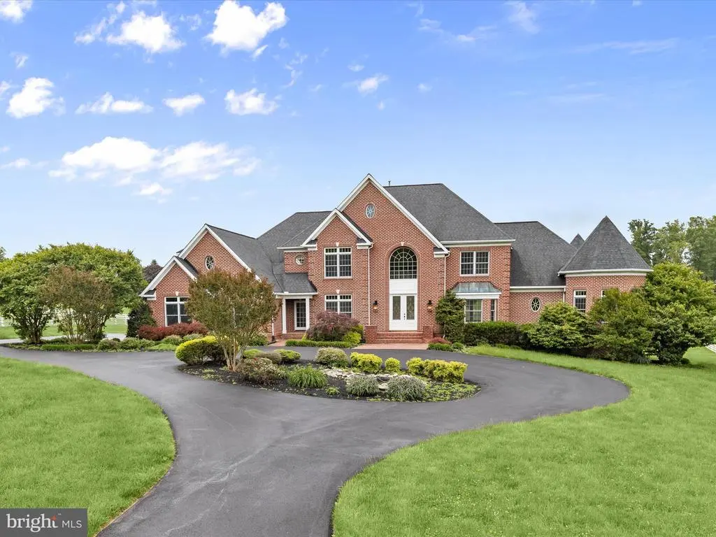 6419 Homebuilder Dr, Mount Airy