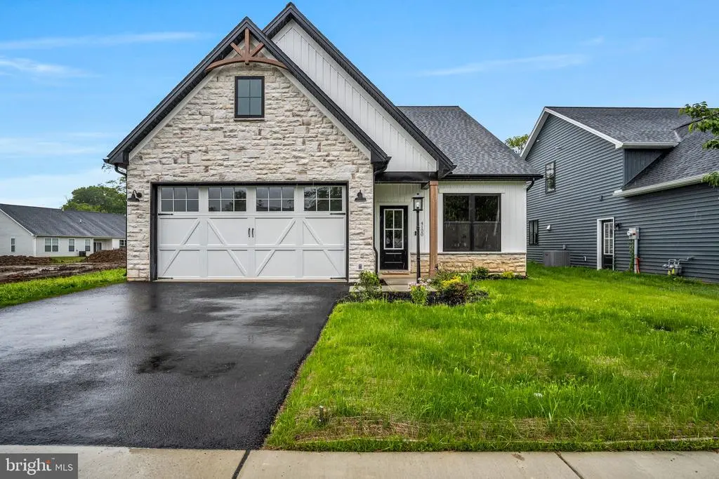 4120 Locust Rd, CAMP HILL