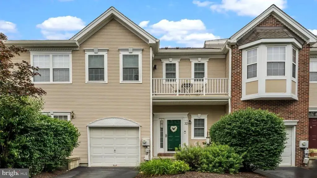 32 Tankard Ln, WASHINGTON CROSSING