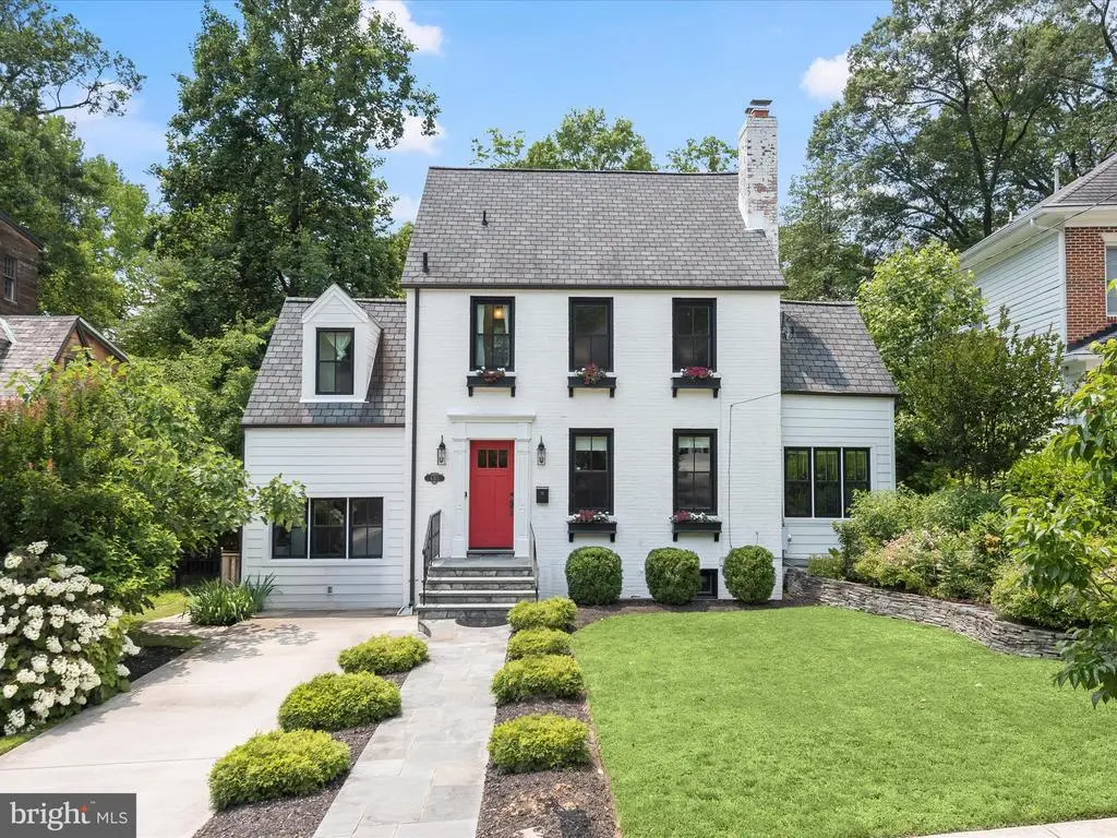 4313 Woodberry St, University Park