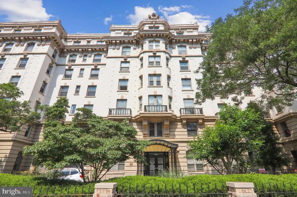 3060 16th St Nw #110, WASHINGTON