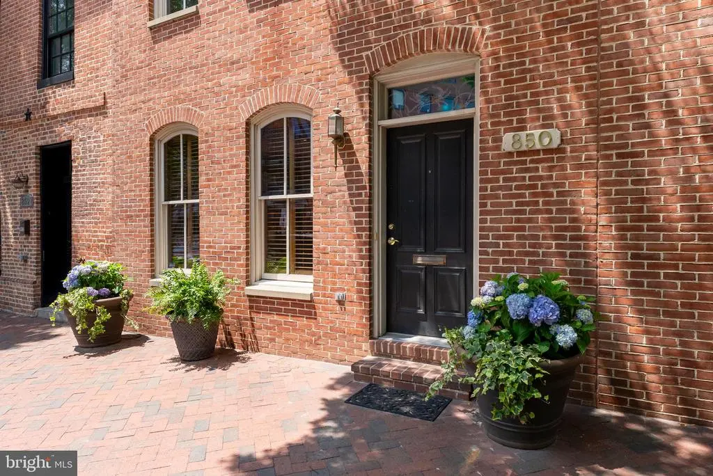 850 S Bond St S, Baltimore